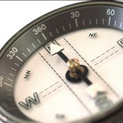 Picture Of Magnetic Compass